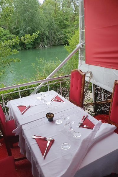 Terasse bord de marne